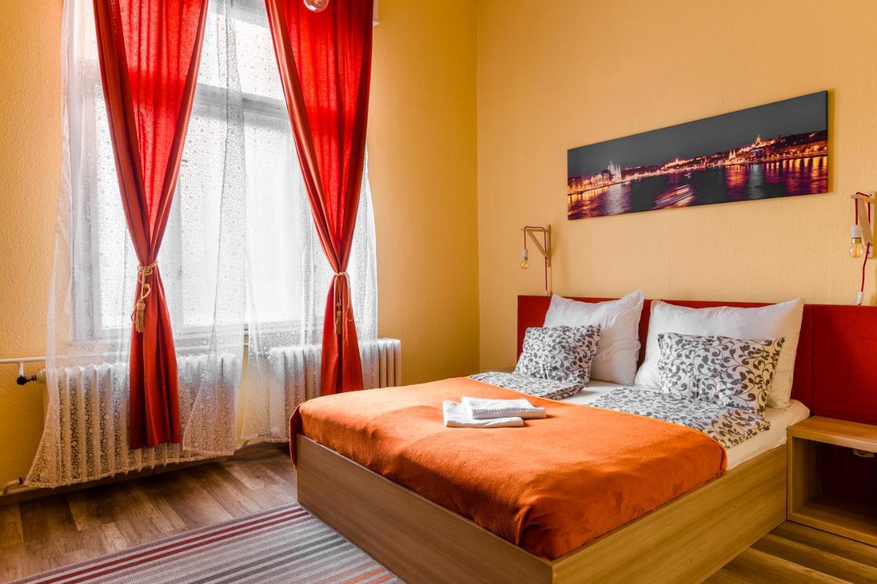Goodmo House Ostello Budapest Esterno foto